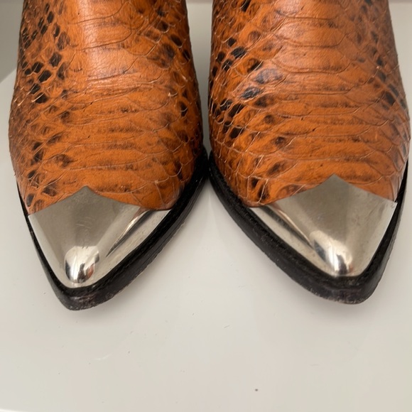 ✨Isabel Marant Lemsey boots in Cognac✨ - Picture 4 of 6